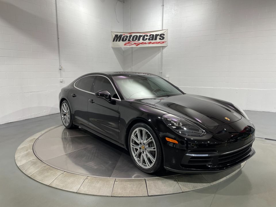 2018 Porsche Panamera 4