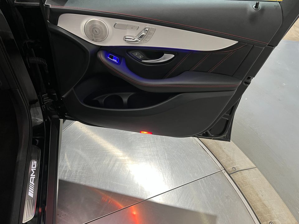 2021 Mercedes-Benz GLC