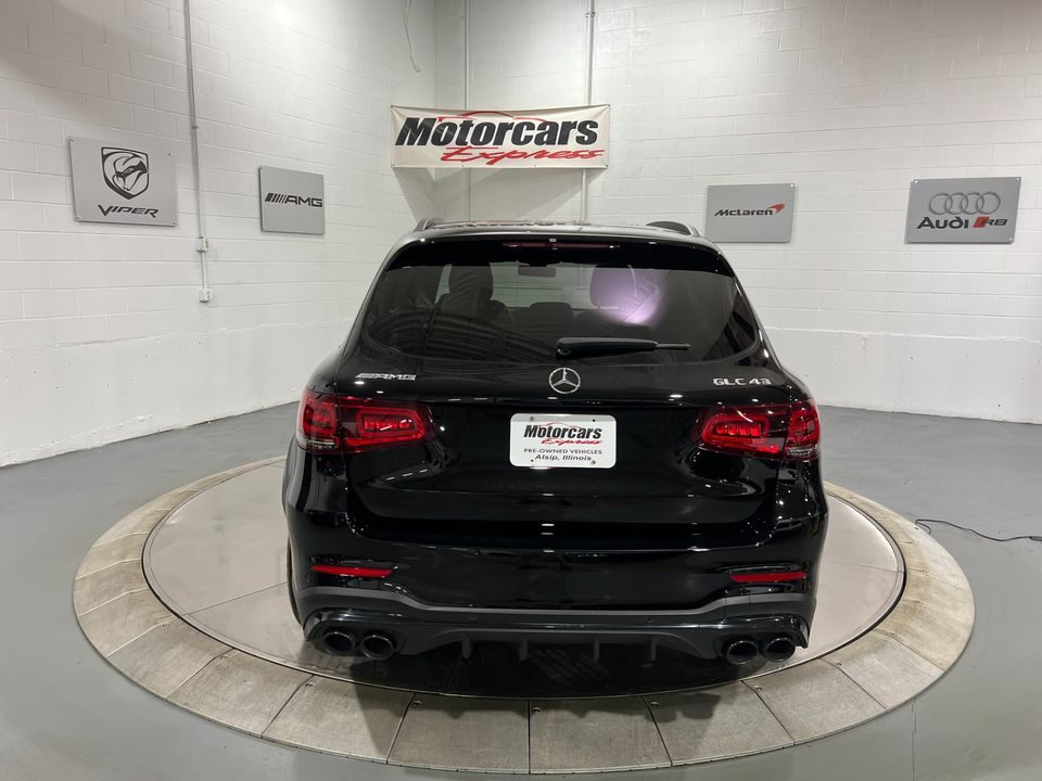 2021 Mercedes-Benz GLC