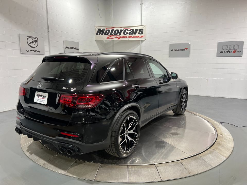 2021 Mercedes-Benz GLC