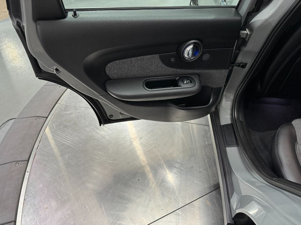2021 MINI Clubman
