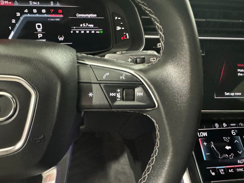2023 Audi Q8