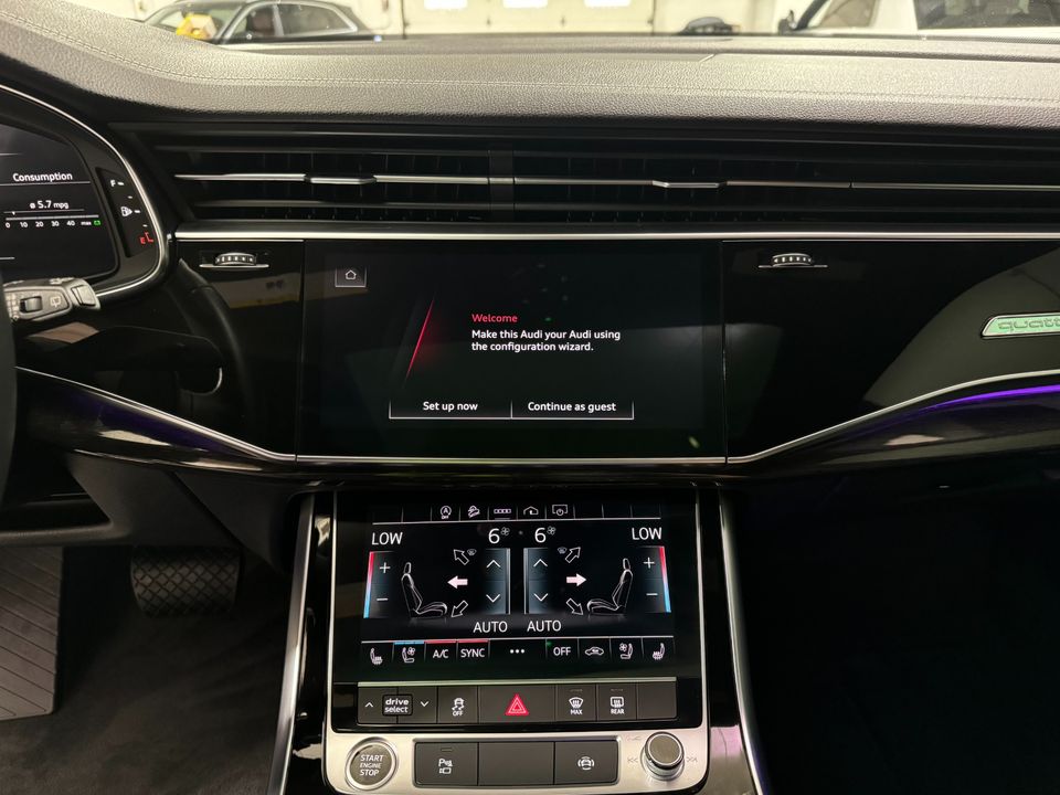 2023 Audi Q8