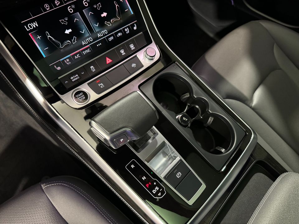 2023 Audi Q8