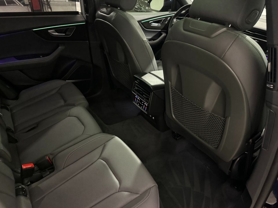 2023 Audi Q8