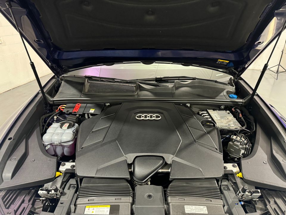 2023 Audi Q8