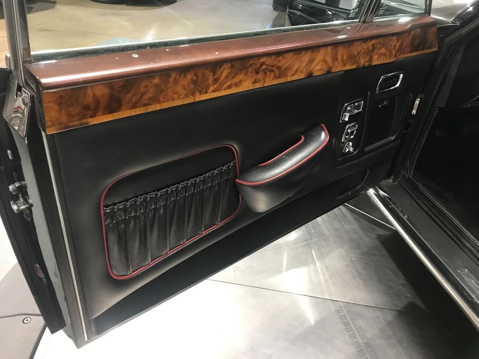 1985 ROLLS ROYCE CORNICHE