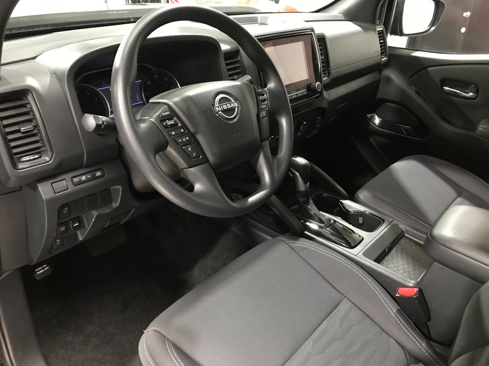 2023 Nissan Frontier