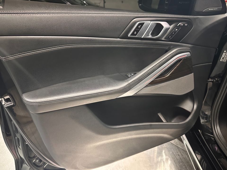 2023 BMW X6 M SPORT