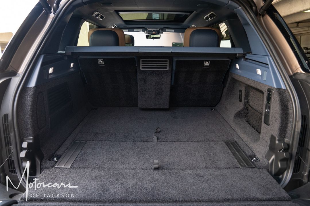 2023 Land Rover LWB Range Rover