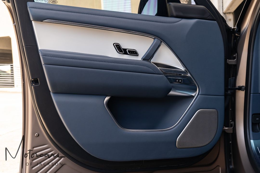 2023 Land Rover LWB Range Rover