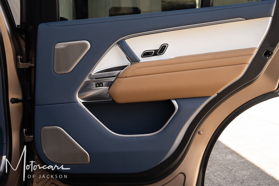 2023 Land Rover LWB Range Rover