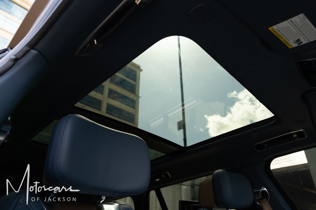 2023 Land Rover LWB Range Rover