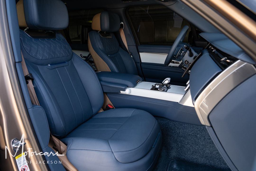2023 Land Rover LWB Range Rover