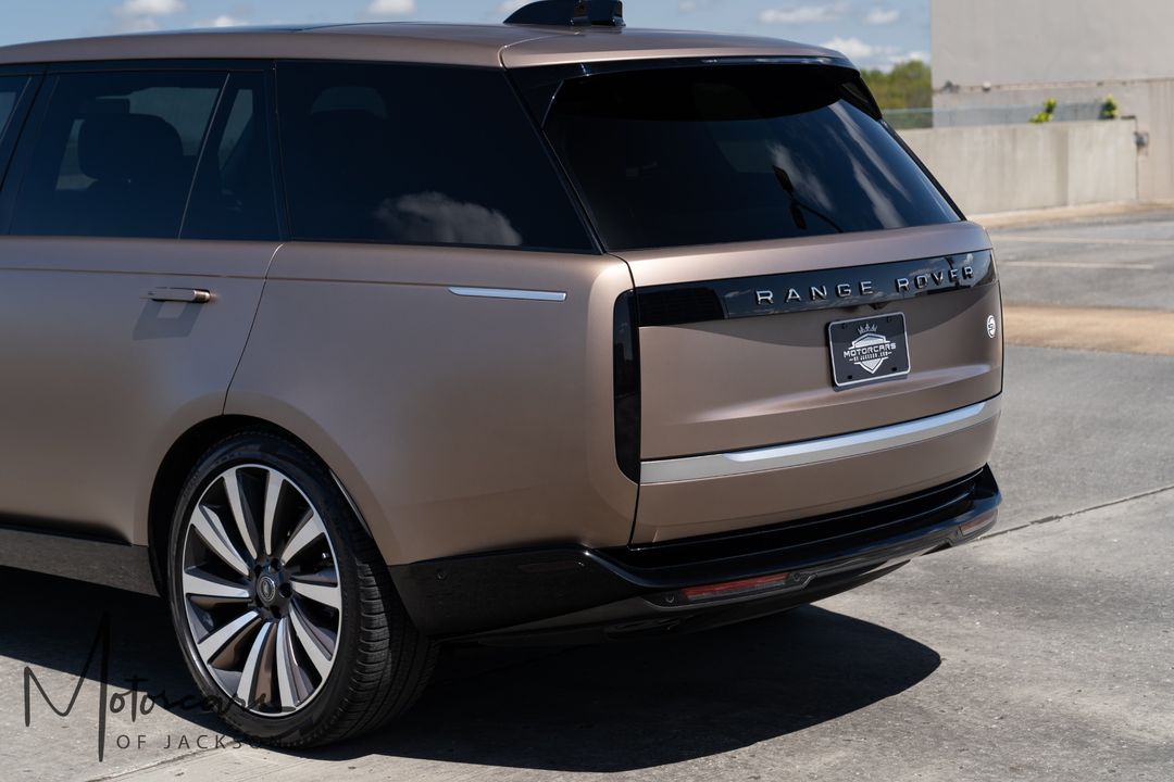 2023 Land Rover LWB Range Rover
