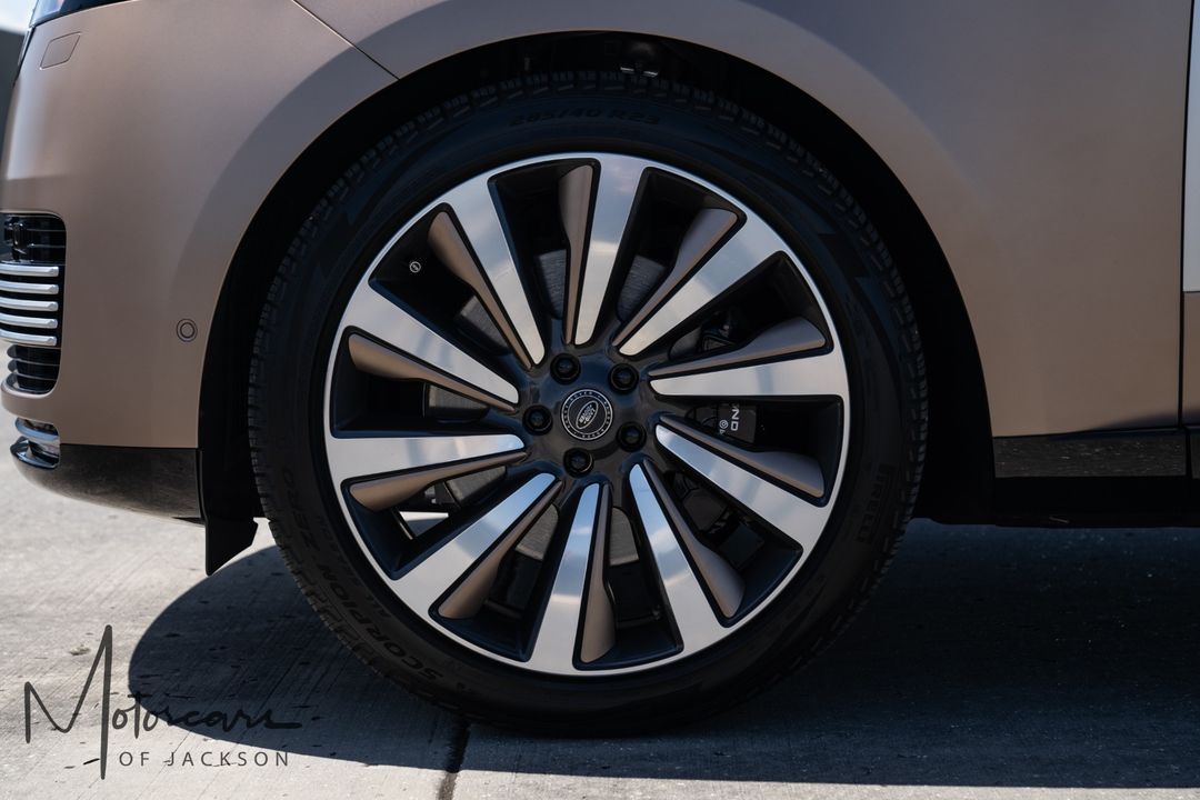 2023 Land Rover LWB Range Rover