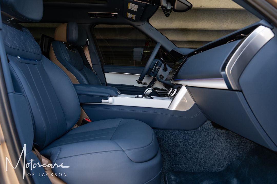 2023 Land Rover LWB Range Rover