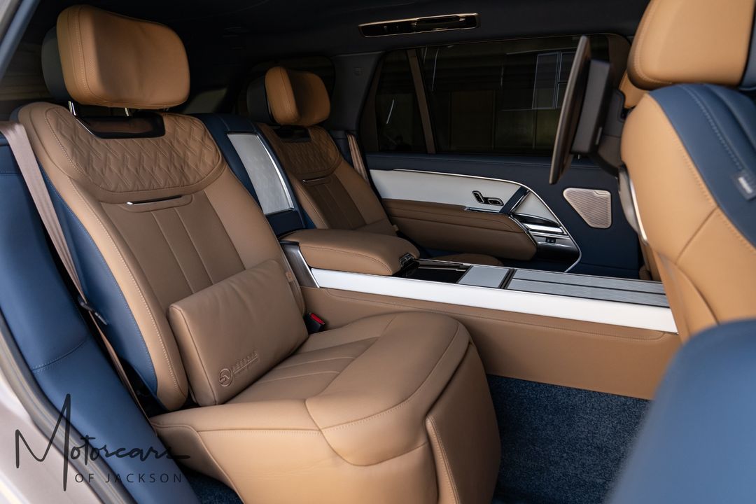 2023 Land Rover LWB Range Rover