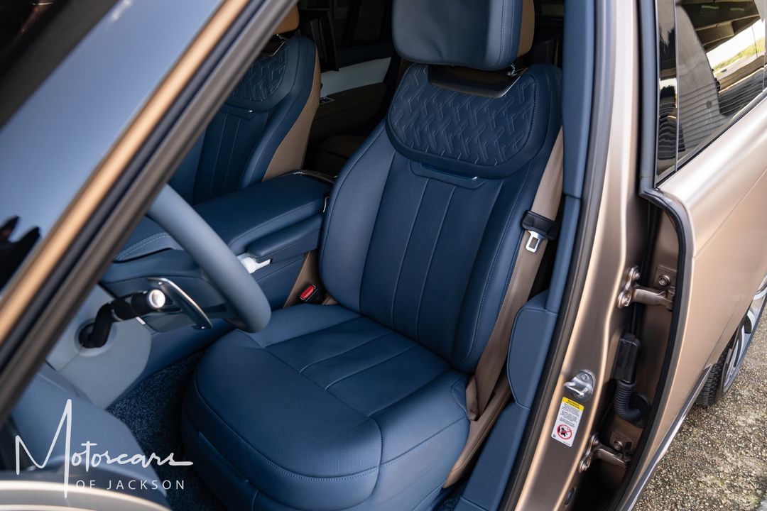 2023 Land Rover LWB Range Rover