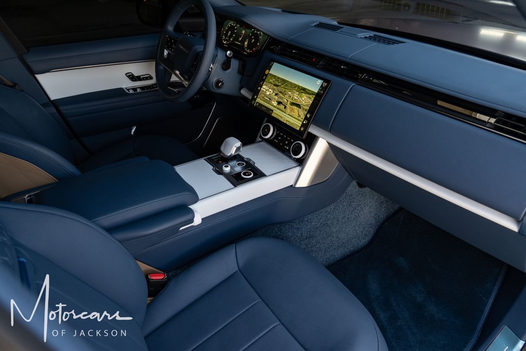 2023 Land Rover LWB Range Rover
