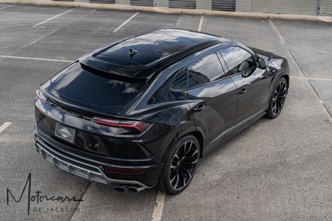 2019 Lamborghini Urus