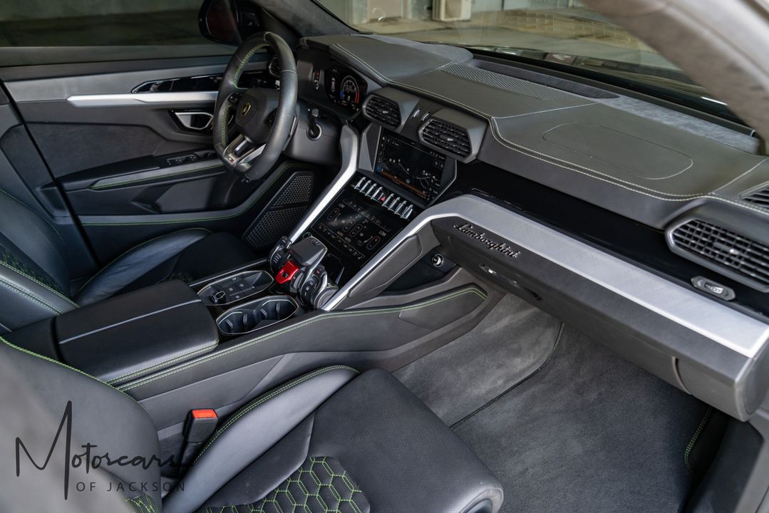 2019 Lamborghini Urus