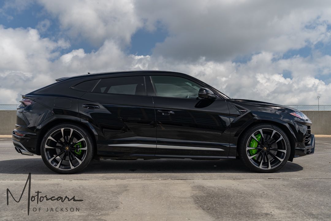2019 Lamborghini Urus