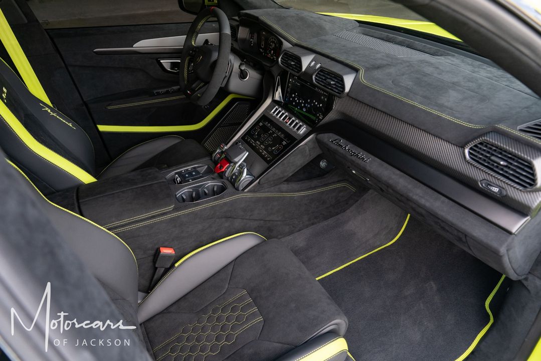 2023 Lamborghini Urus