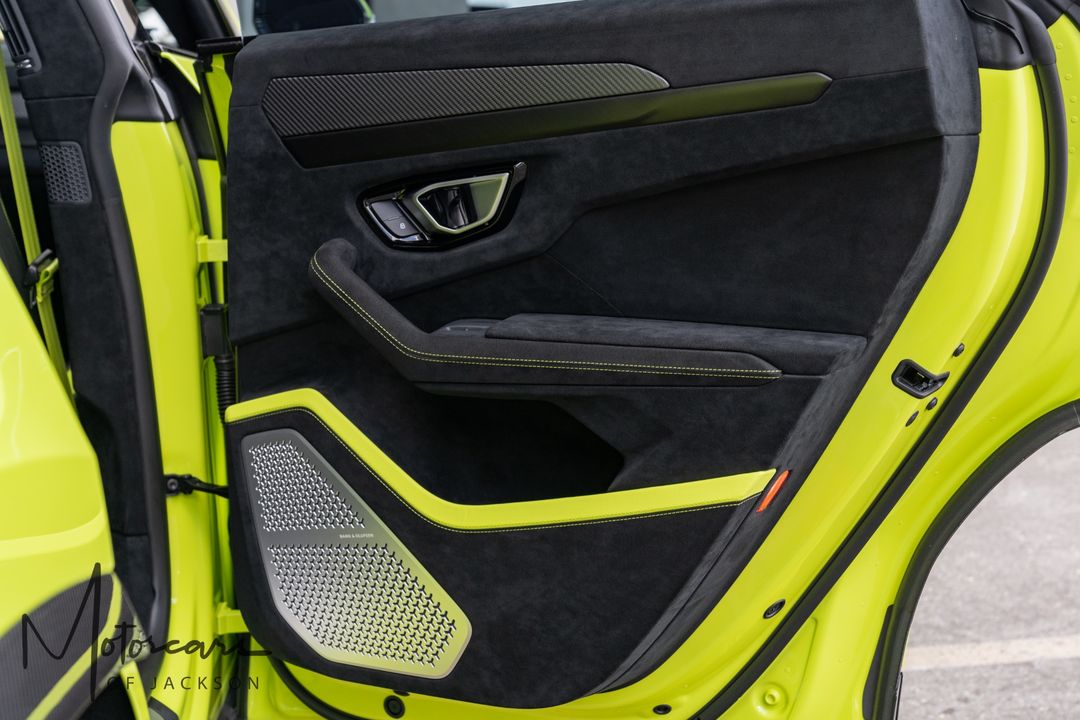 2023 Lamborghini Urus