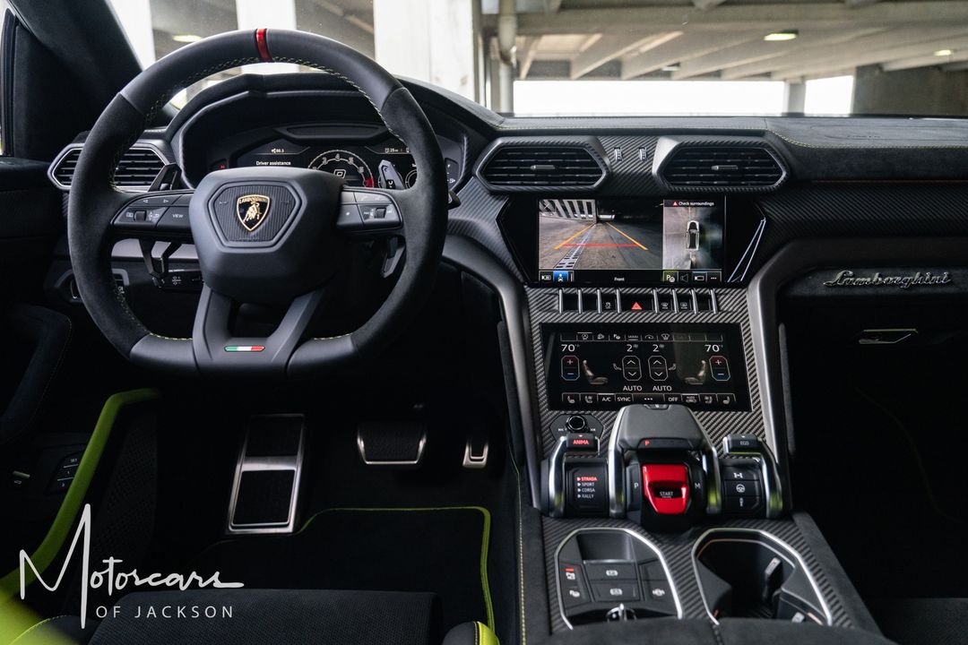 2023 Lamborghini Urus