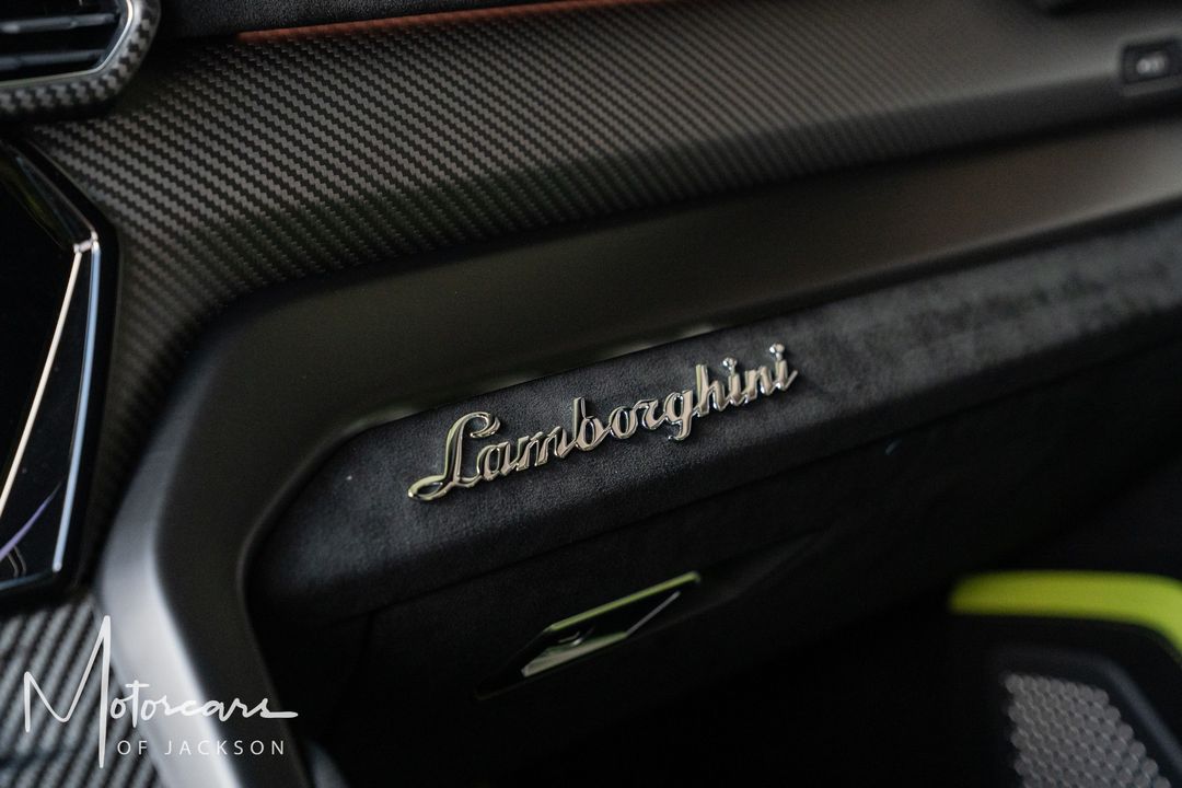 2023 Lamborghini Urus