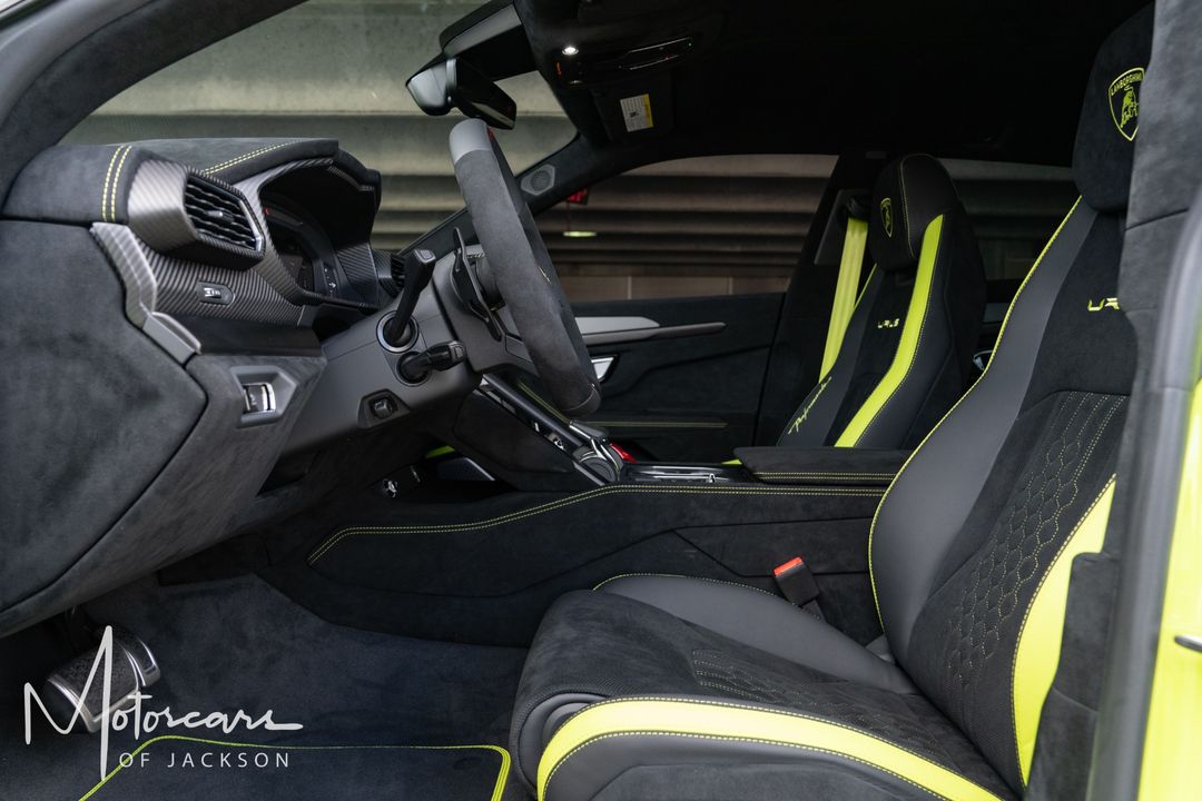 2023 Lamborghini Urus