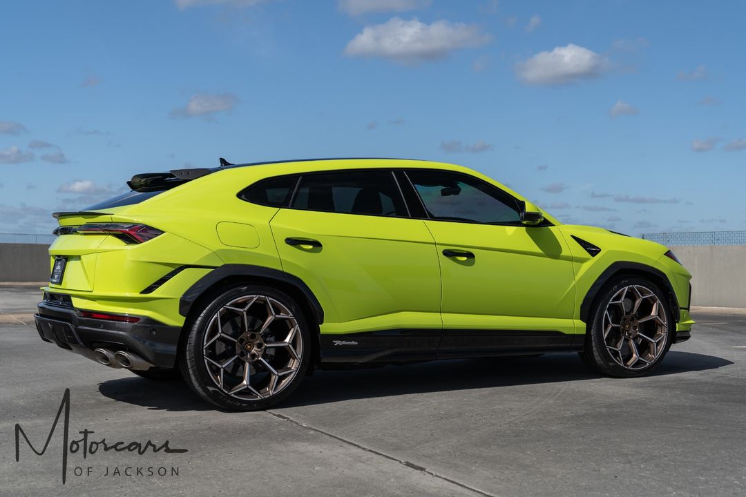 2023 Lamborghini Urus