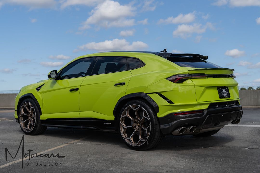 2023 Lamborghini Urus