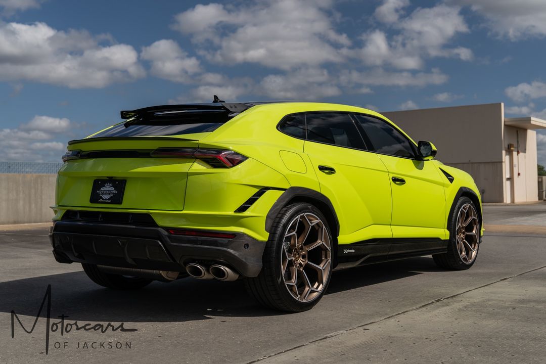 2023 Lamborghini Urus