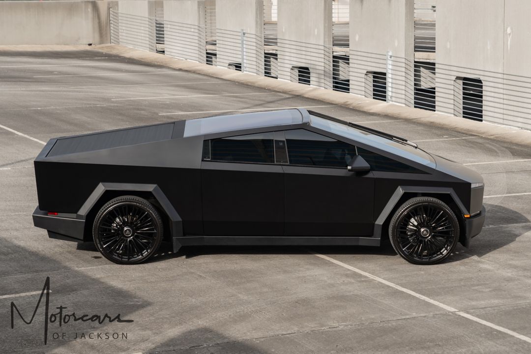 2024 Tesla Cybertruck