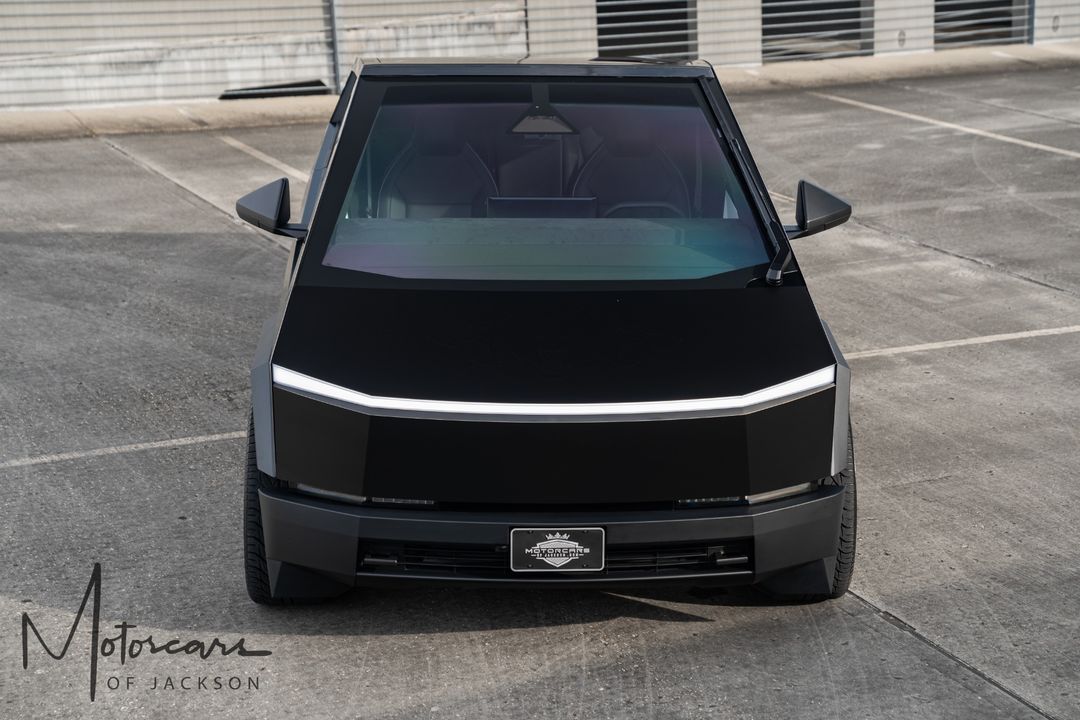 2024 Tesla Cybertruck