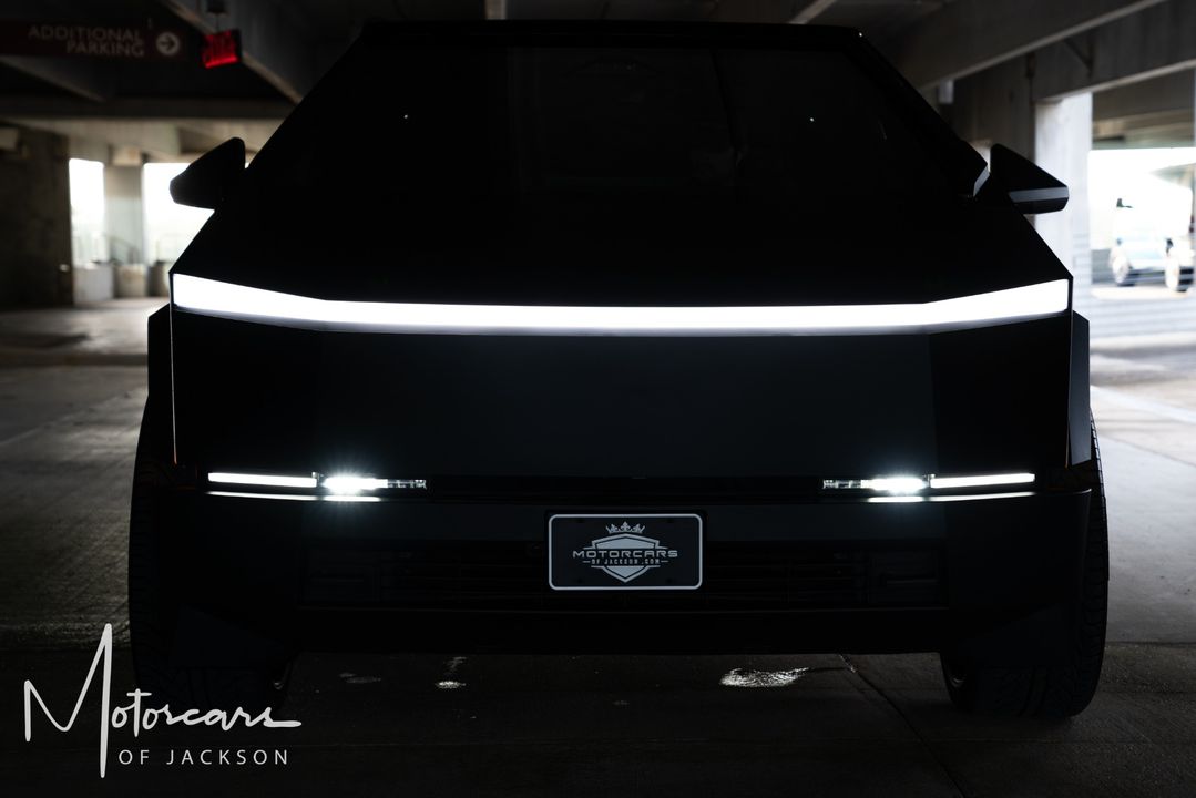 2024 Tesla Cybertruck