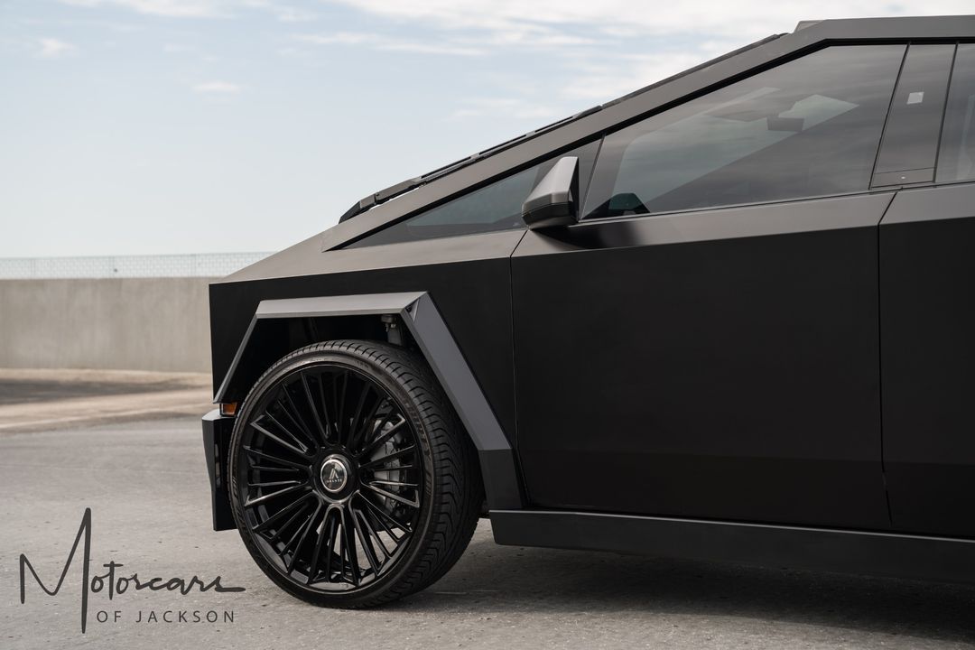 2024 Tesla Cybertruck