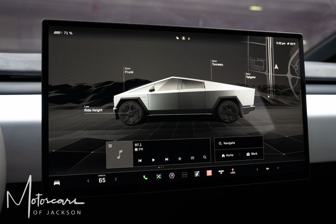 2024 Tesla Cybertruck
