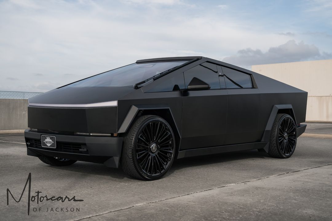 2024 Tesla Cybertruck