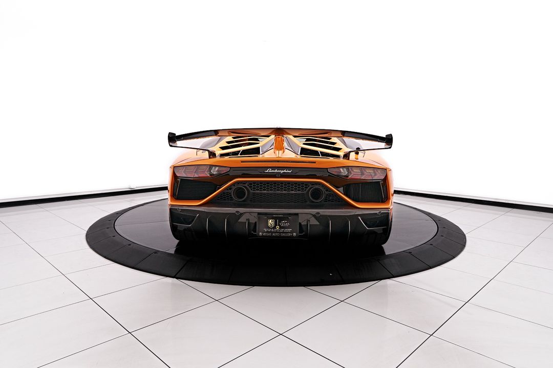 2021 Lamborghini Aventador SVJ