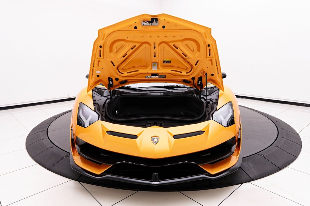 2021 Lamborghini Aventador SVJ