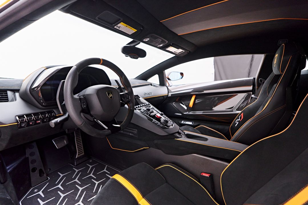 2021 Lamborghini Aventador SVJ