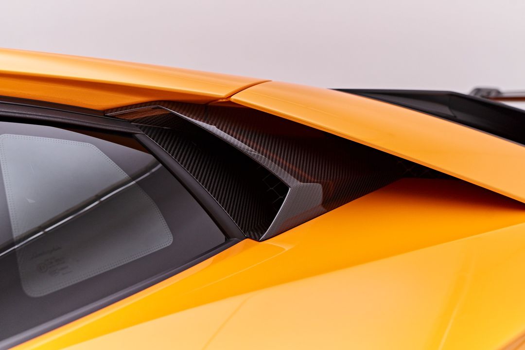 2021 Lamborghini Aventador SVJ