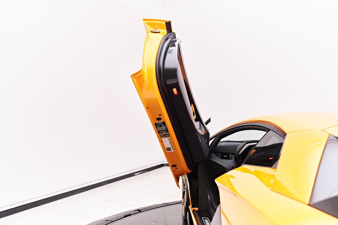 2021 Lamborghini Aventador SVJ