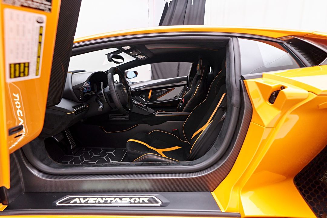 2021 Lamborghini Aventador SVJ