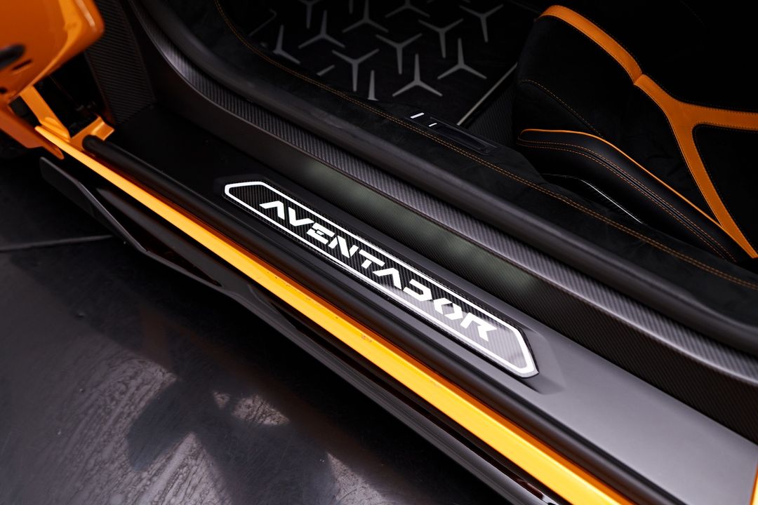 2021 Lamborghini Aventador SVJ