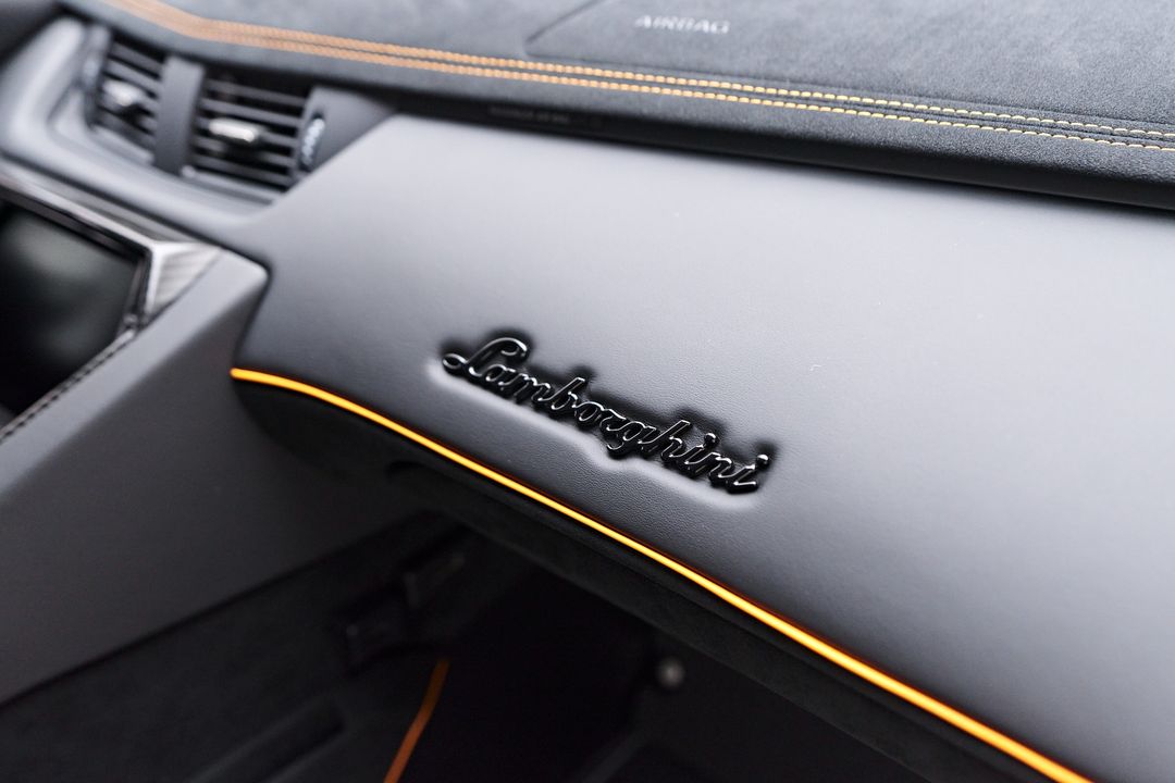 2021 Lamborghini Aventador SVJ