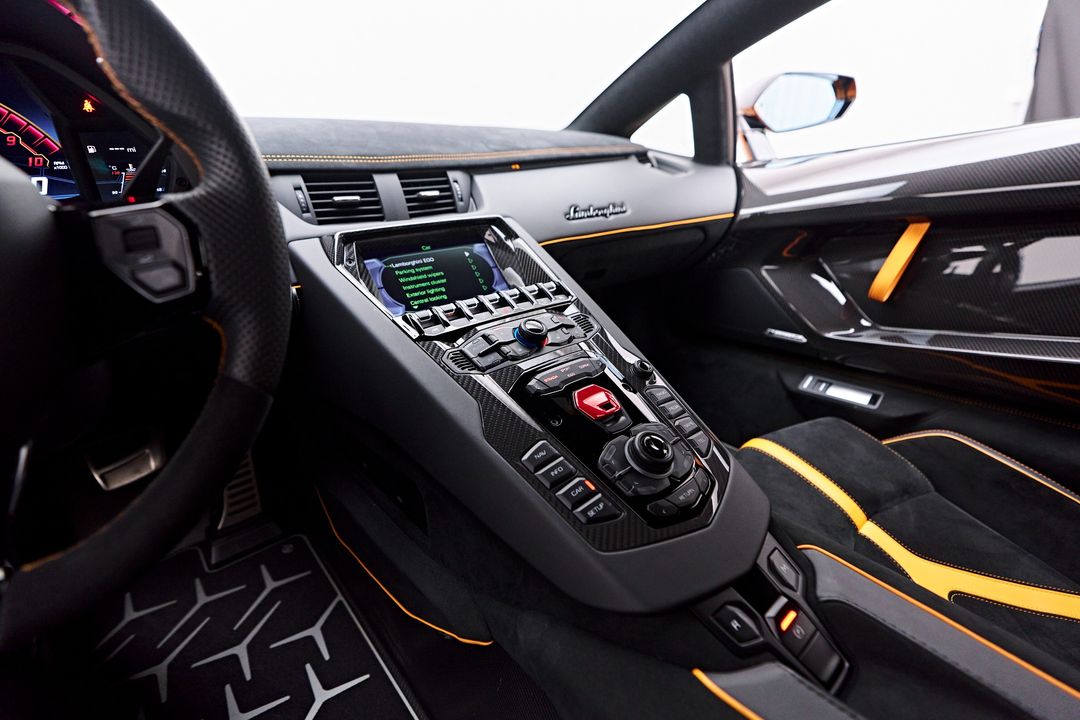2021 Lamborghini Aventador SVJ